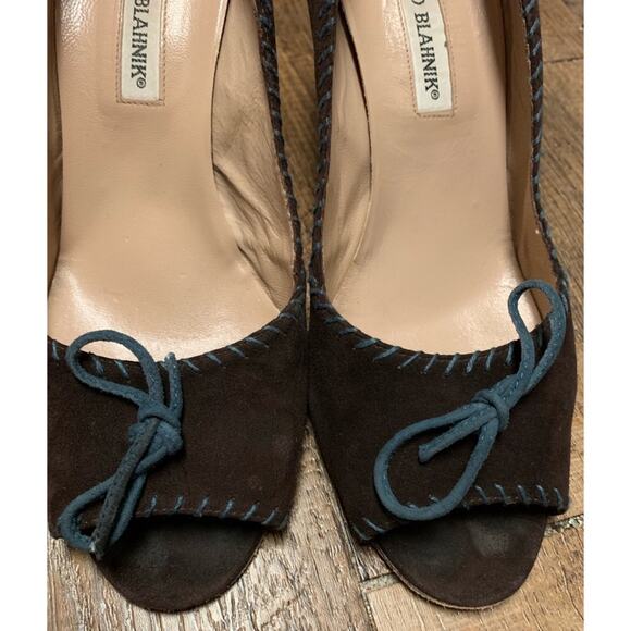 ▪️SOLD▪️Manolo Blahnik Chocolate Brown Suede -Peep TOE -Blue Lacing  39 1/2 M - Picture 3 of 15